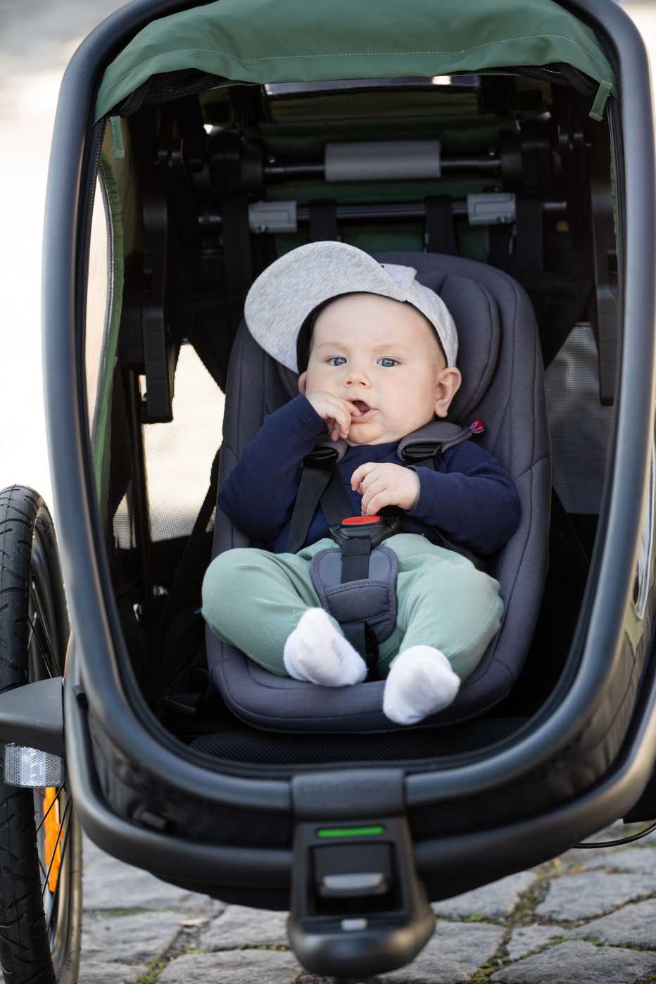 Babyeinsatz für Kinderwagen Ou